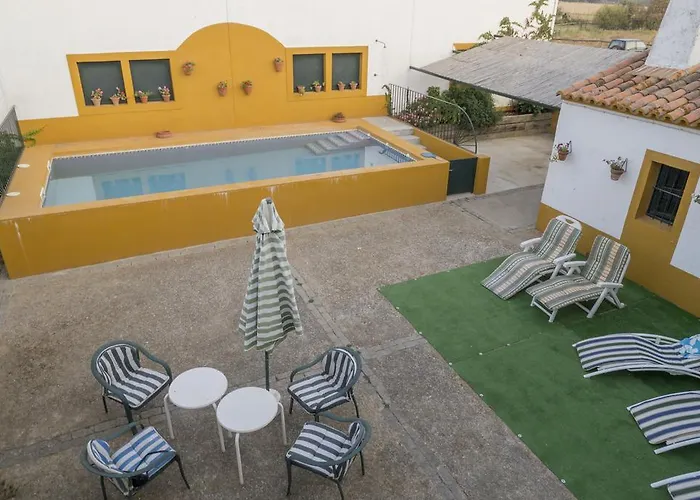 Photo de Casa Rural Dehesa De Solana Herrera de Alcántara